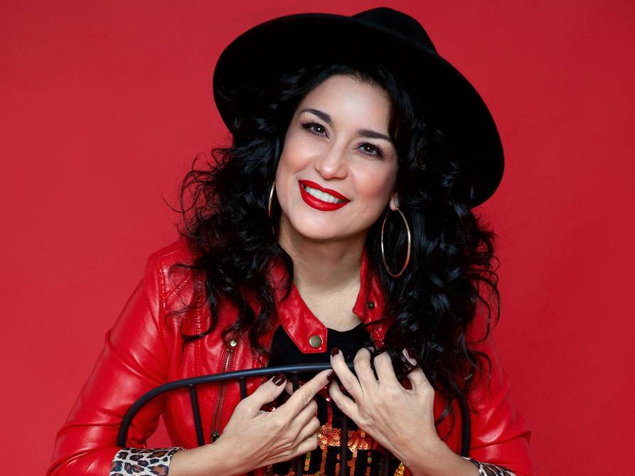 La venezolana Karina trae su show íntimo a Ecuador: Tú no puedes meter en el saco de los compositores insignes latinoamericanos a un individuo como Bad Bunny