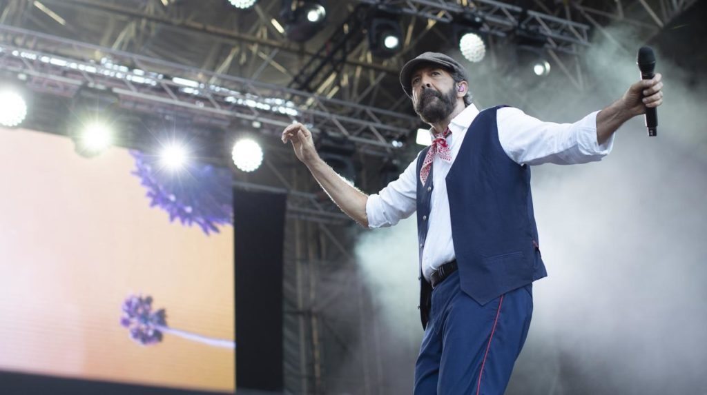 Juan Luis Guerra agota las entradas de concierto en Colombia